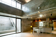 コンクリート打放しの家